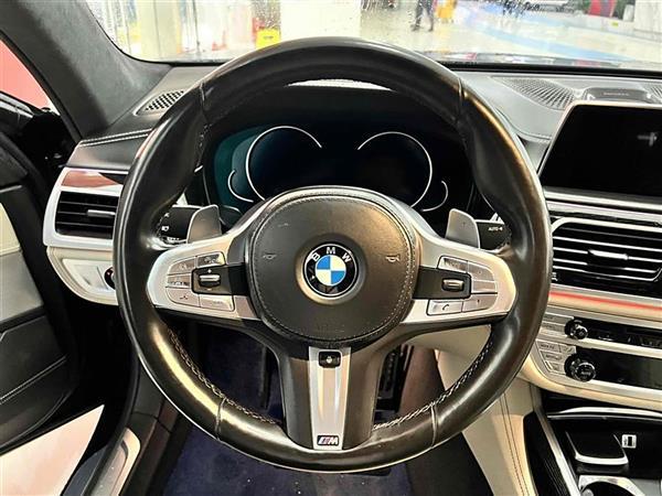 7ϵ 2017 M760Li xDrive