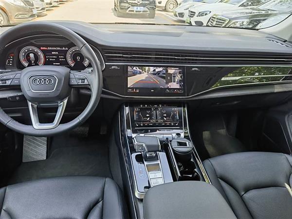 µQ8 2022 55 TFSI 
