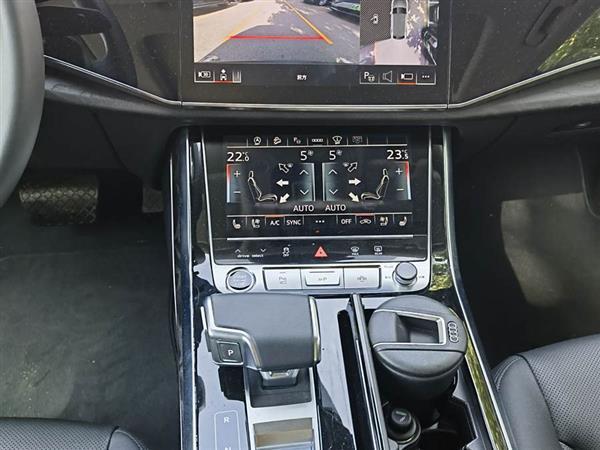 µQ8 2022 55 TFSI 