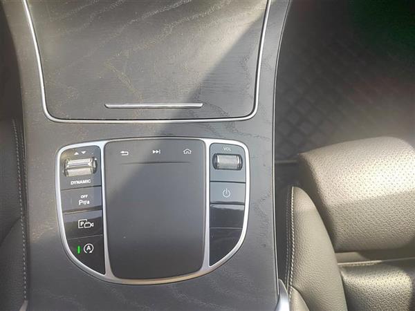C 2020 C 260 L ˶