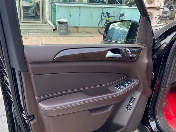 GLS 2018 Ŀ GLS 400 4MATIC