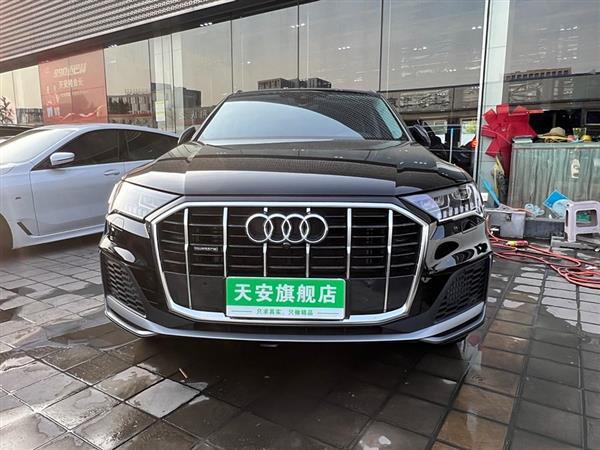 µQ7 2023 55 TFSI quattro S line˶