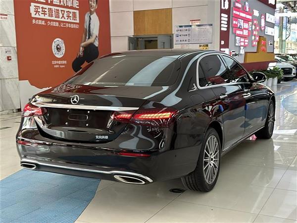 E 2022 Ŀ E 260 L