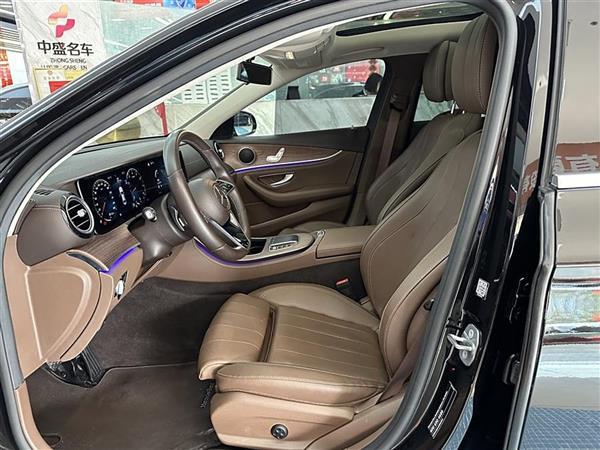 E 2022 Ŀ E 260 L