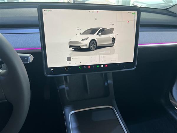 Model Y 2024 