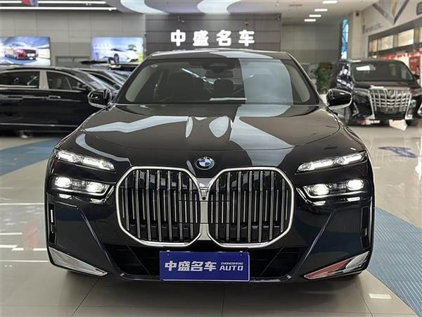 7ϵ 2023 740Li  M˶װ