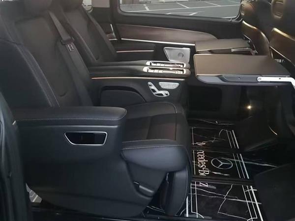 V 2022 V 260 L 