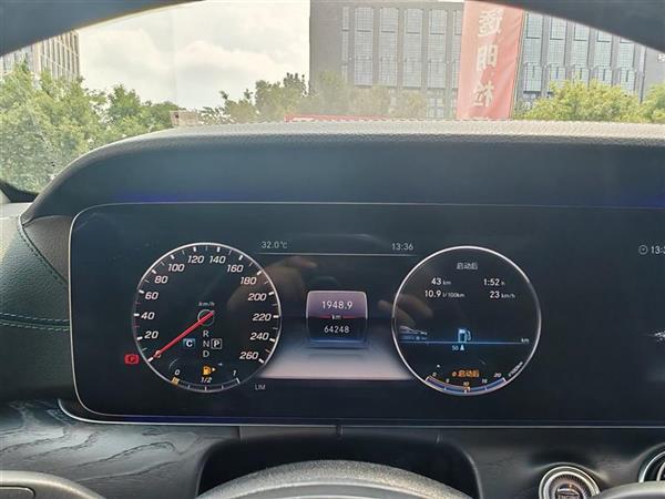 E 2019 E 300 L ˶ʱ
