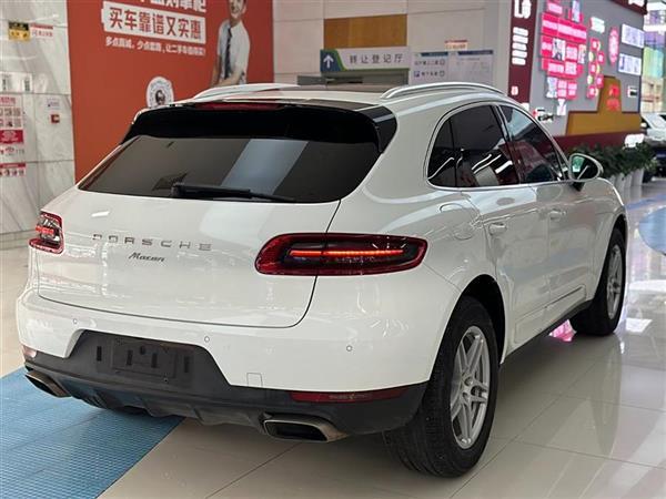 Macan 2017  Macan 2.0T