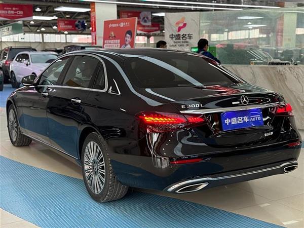 E 2021 Ŀ E 300 L 