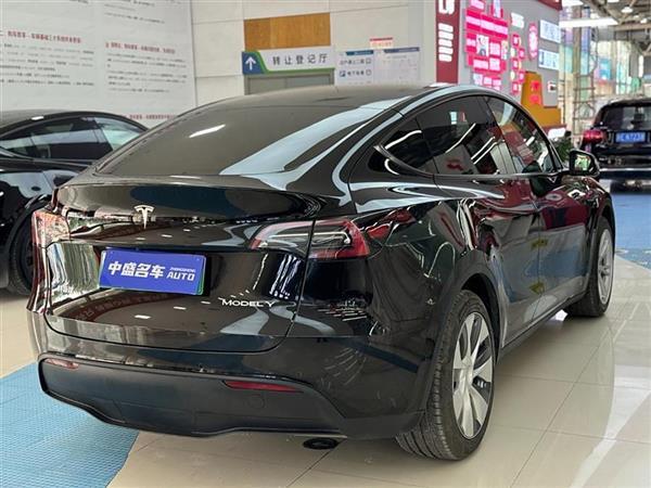 Model Y 2022 Ŀ 