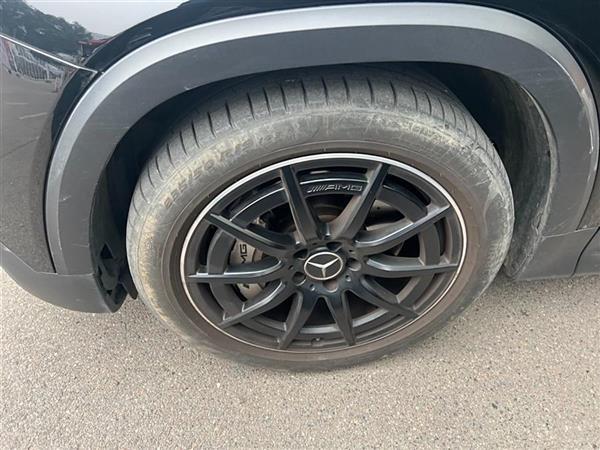 GLB AMG 2021 Ŀ AMG GLB 35 4MATIC