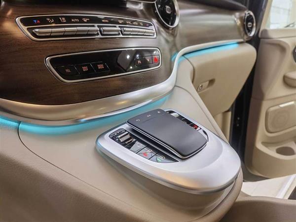 V 2020 V 260 L 