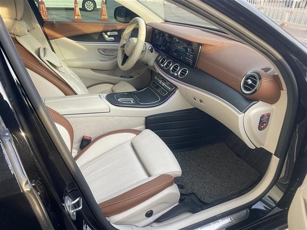 E 2022 Ŀ E 300 L 
