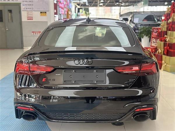 µRS 5 2022 RS 5 2.9T Sportback װ