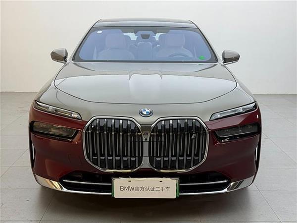 i7 2023 xDrive60L װ