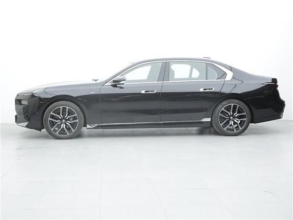 7ϵ 2023 735Li M˶װ