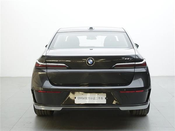 7ϵ 2023 735Li װ