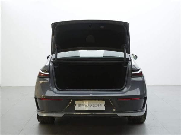 7ϵ 2023 740Li  װ