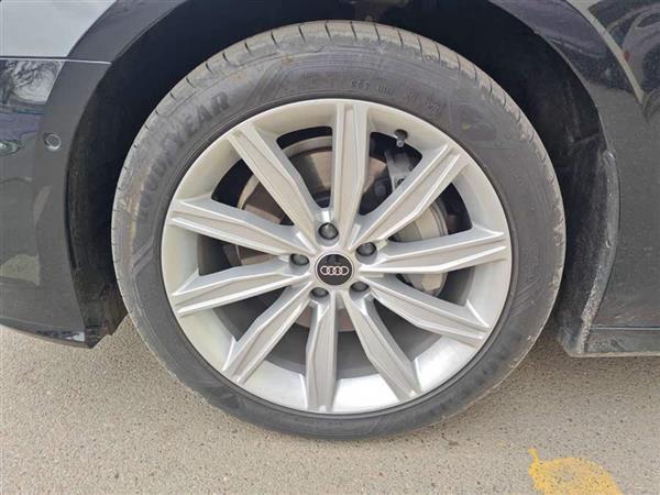 µA6L 2024 45 TFSI quattro ѡ