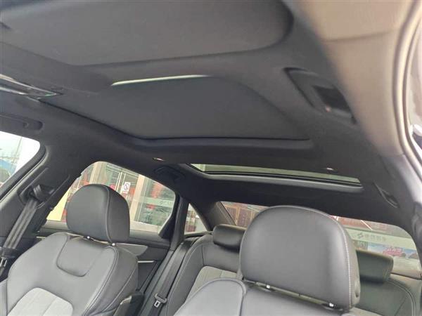 µA6L 2024 45 TFSI quattro ѡ