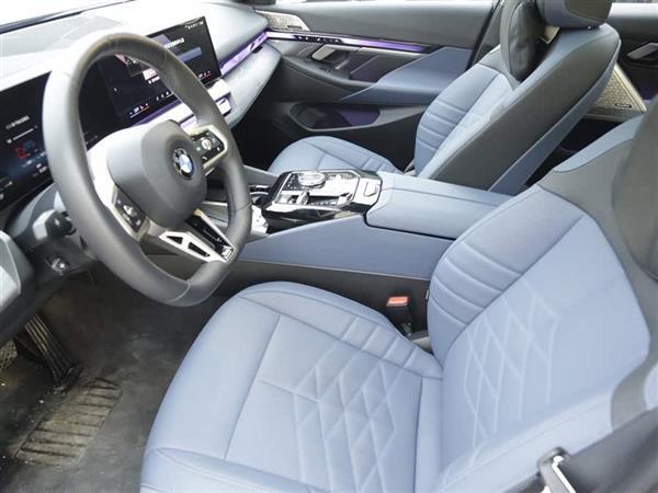 5ϵ 2024 530Li  M˶װ