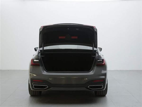 7ϵ 2022 740Li xDrive  M˶װ