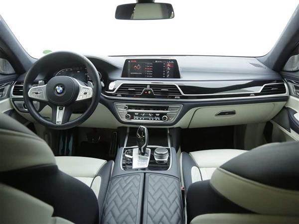 7ϵ 2022 740Li xDrive  M˶װ