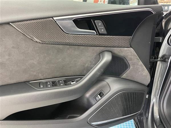 µA4L 2022 45 TFSI quattro ѡ