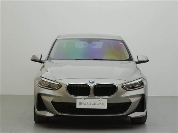 1ϵ 2021 120i M˶