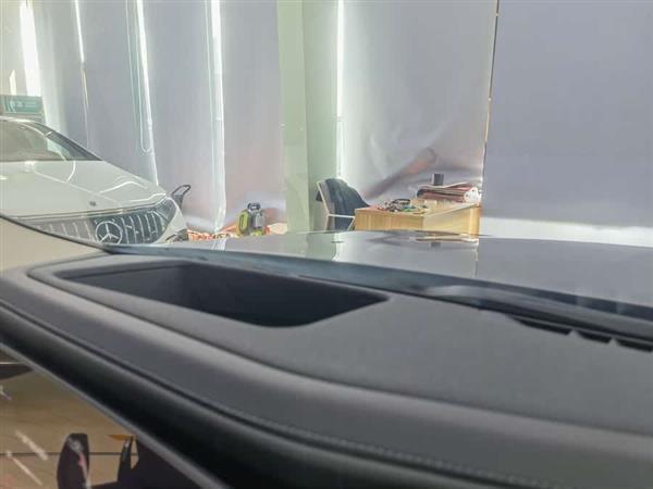 7ϵ 2023 740Li  װ