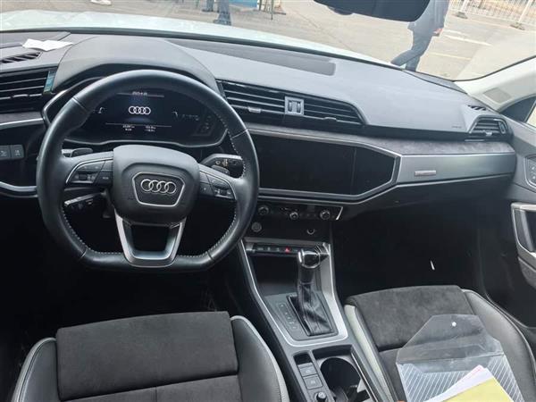 µQ3 2019 45 TFSI quattro 