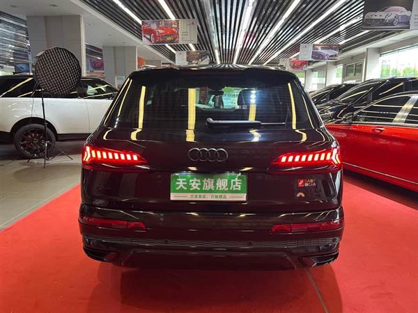 µQ7 2023 55 TFSI quattro S line˶