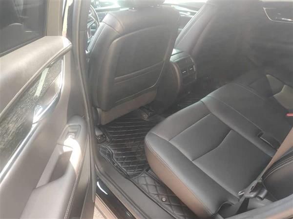 XT5 2020 Ŀ 28T 