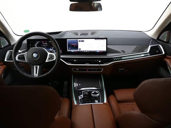 X7 2023 xDrive M60i