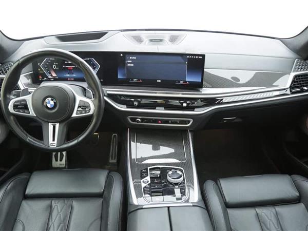 X7 2023 xDrive M60i