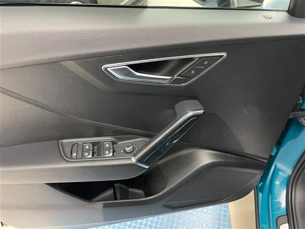 µQ2L 2021 35 TFSI ʱж