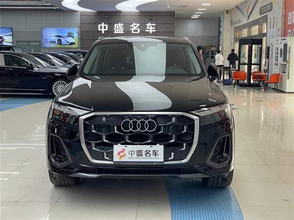µQ7 2024 45 TFSI quattro S line˶