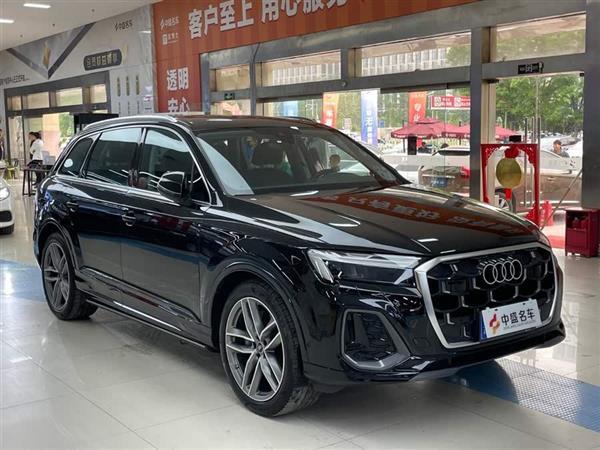 µQ7 2024 45 TFSI quattro S line˶