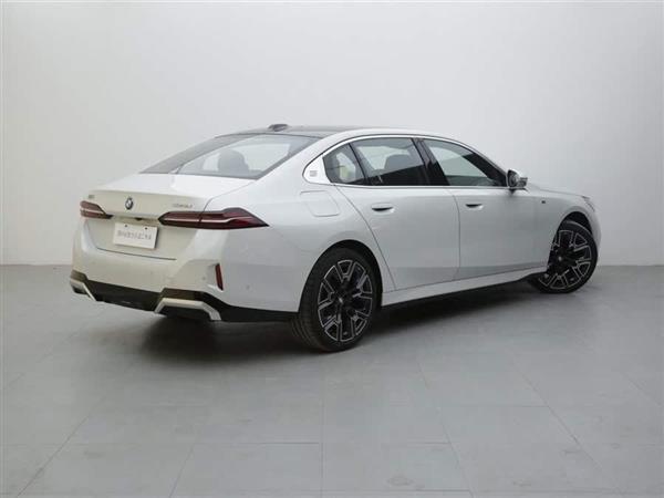 5ϵ 2024 530Li  M˶װ