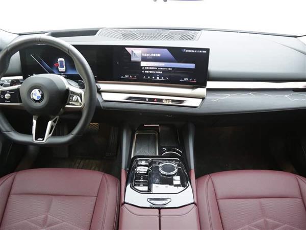 5ϵ 2024 530Li  M˶װ