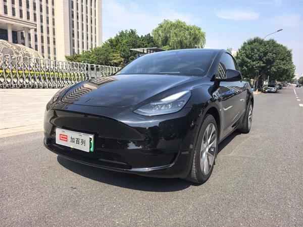 Model Y 2022 