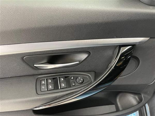 3ϵGT 2019 320i ʱ
