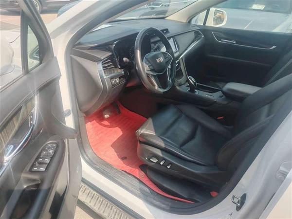 XT5 2018 28T 