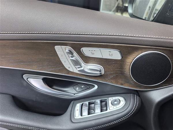 GLC 2022 GLC 300 L 4MATIC ذ