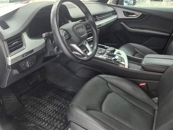 µQ7 2018 45 TFSI S line˶