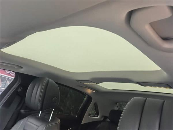 E 2018 E 300 L ˶