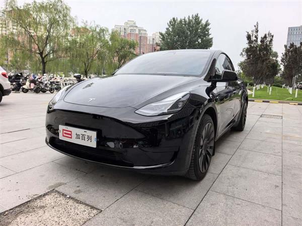 Model Y 2022 