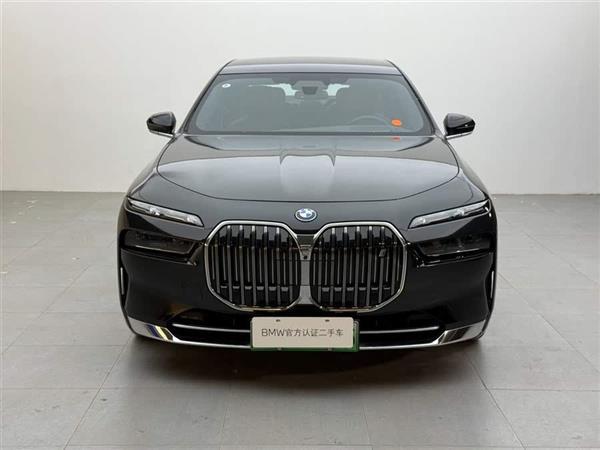 i7 2023 xDrive60L װ