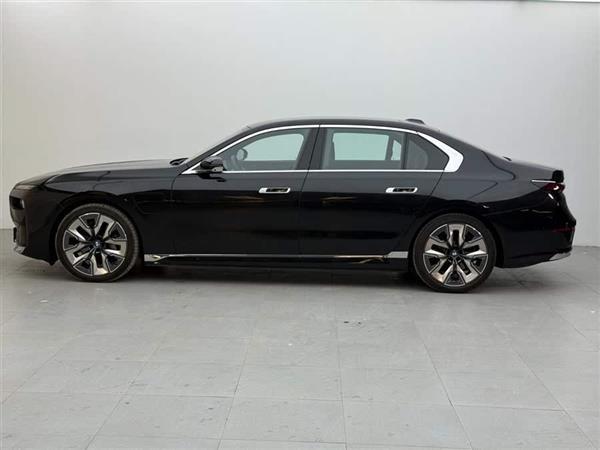 i7 2023 xDrive60L װ